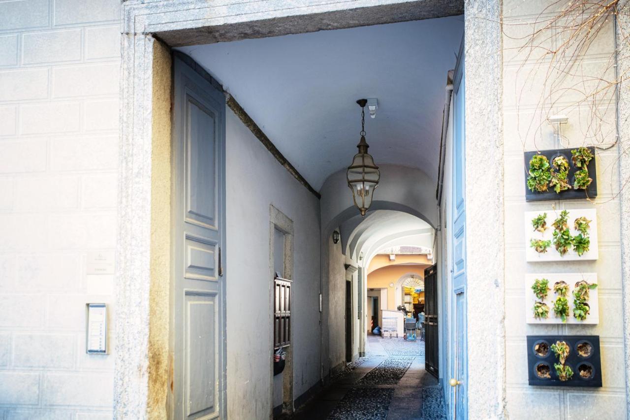 Piazza Duomo-Downtown Como Exterior photo